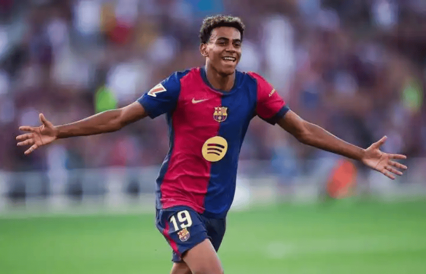 乐天桃猿队长林立在夺冠庆典上感谢球迷：等待六年，终于在桃园撒下红色彩带