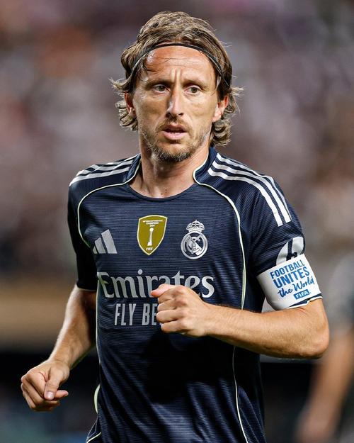 祝王仔路生日快乐！