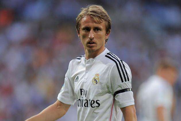 马尔卡宁28分 爵士客场击败骑士