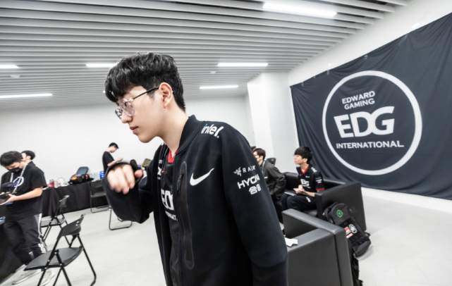 01分取胜 01分取胜